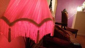 Descubre la escuela Bambalinas y sus espacios orientados a nuestras actividades de desarrollo artístico.